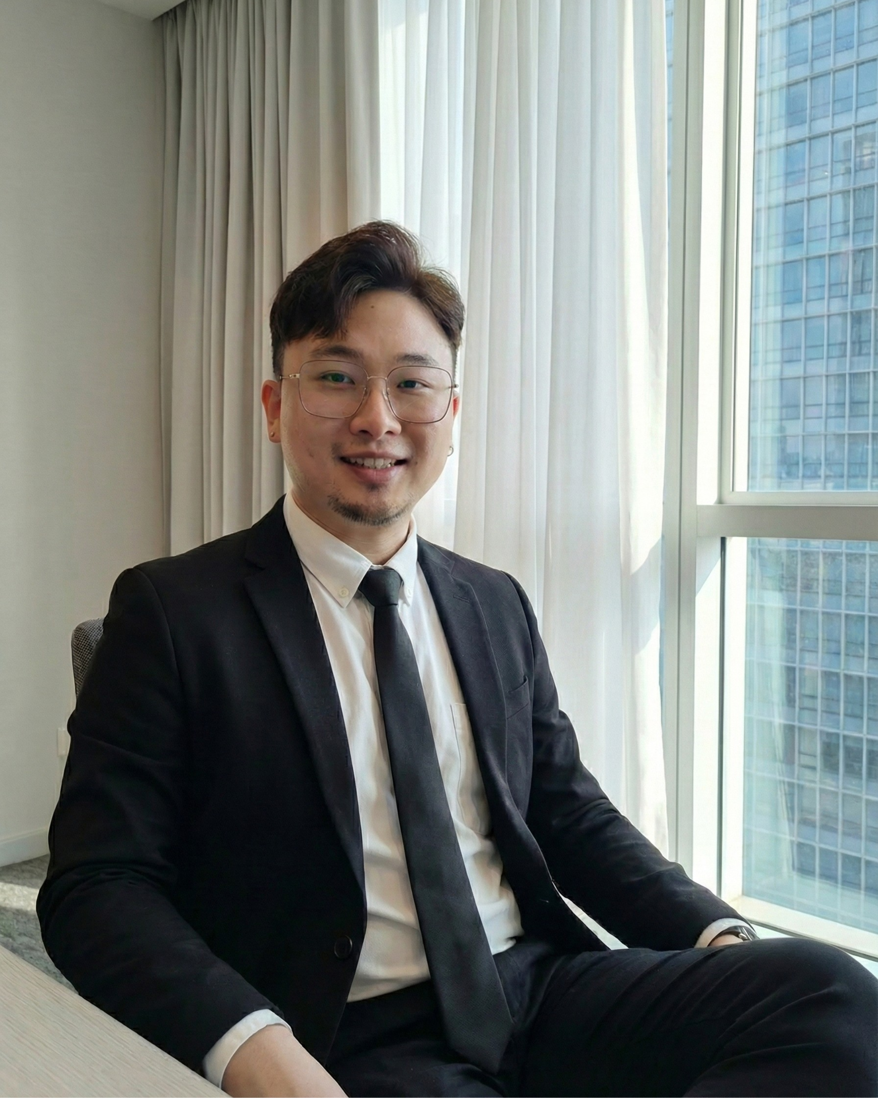 K. Lee Huang Profile